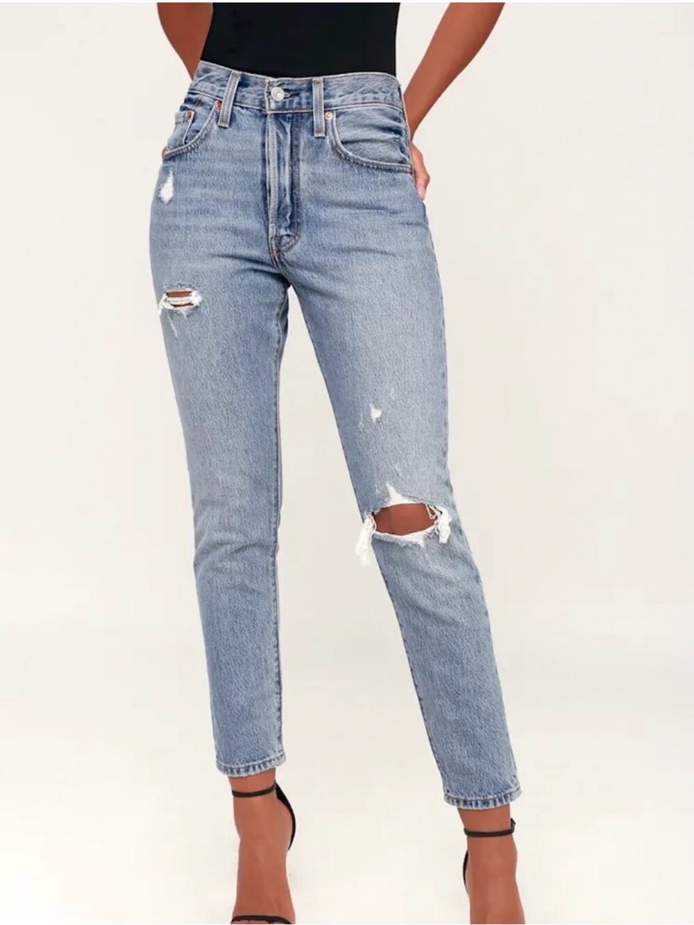 Levi's Premium High Rise Button Fly 501 Skinny Fit Destroyed Jeans Size‎ 27